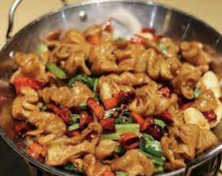 Griddled Cooked Pork Intestine 干锅肥肠